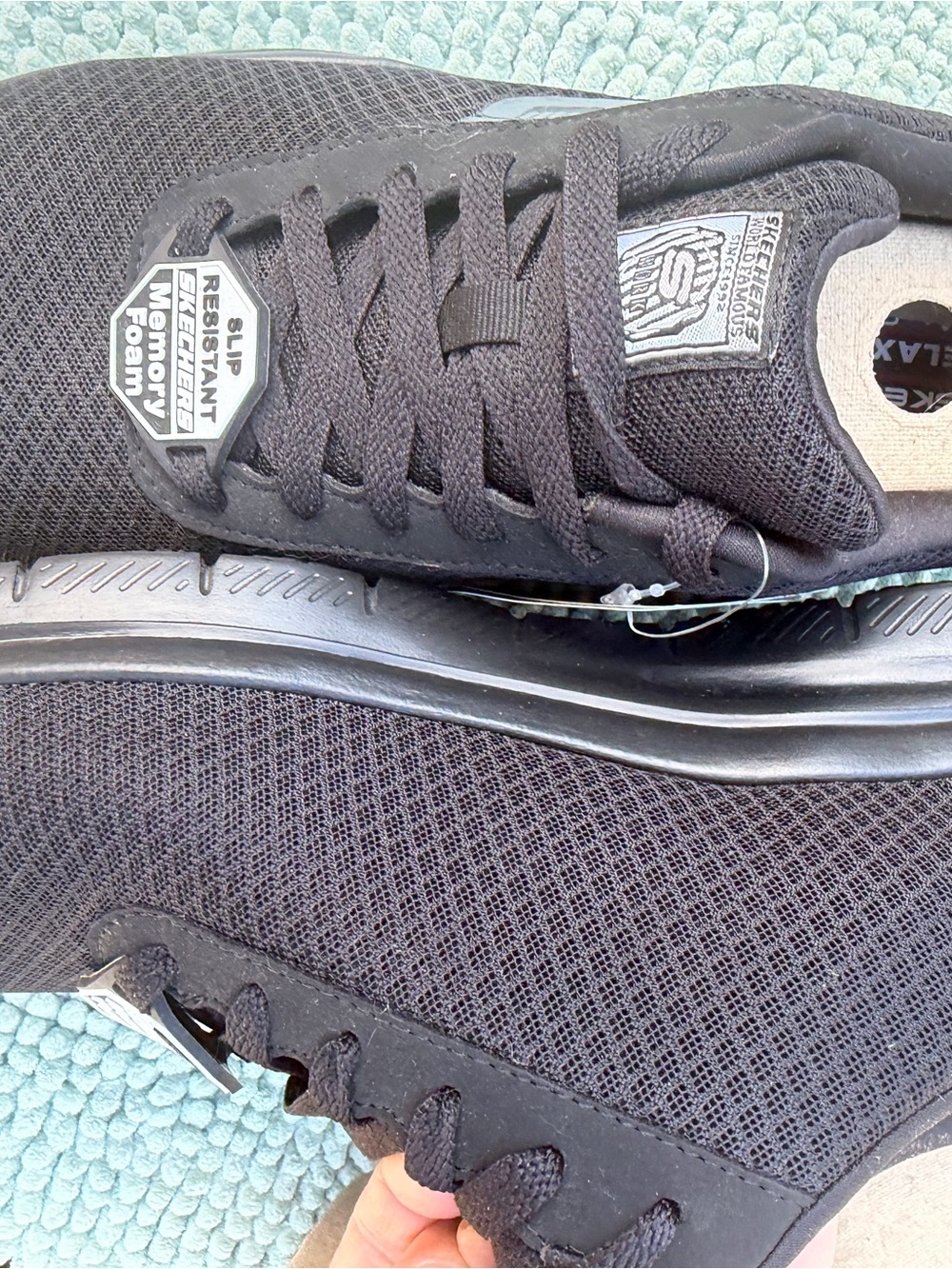 Skechers Men’s size 11 Black Slip-Resistant Memory Foam Athletic Shoes! New! - Picture 9 of 10